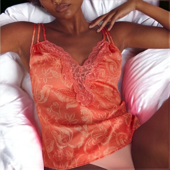 FREE PEOPLE INTIMATELY LADIES OFF THE COAST CAMI COMBO WITH LACE DETAIL NWT - Picture 1 of 5